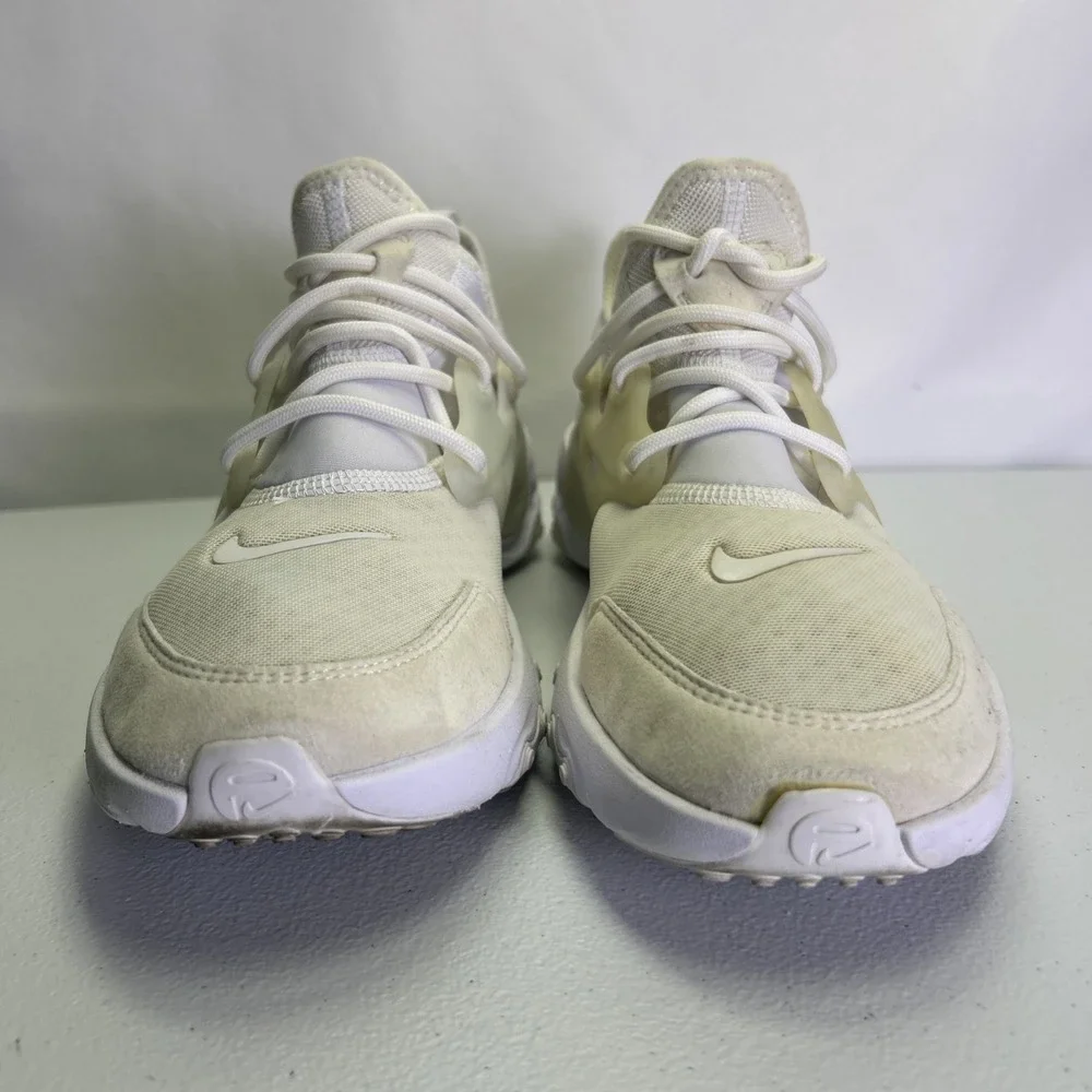 Nike React Presto GS Triple White Sneakers BQ4002-100 Size 6Y Womens 7.5